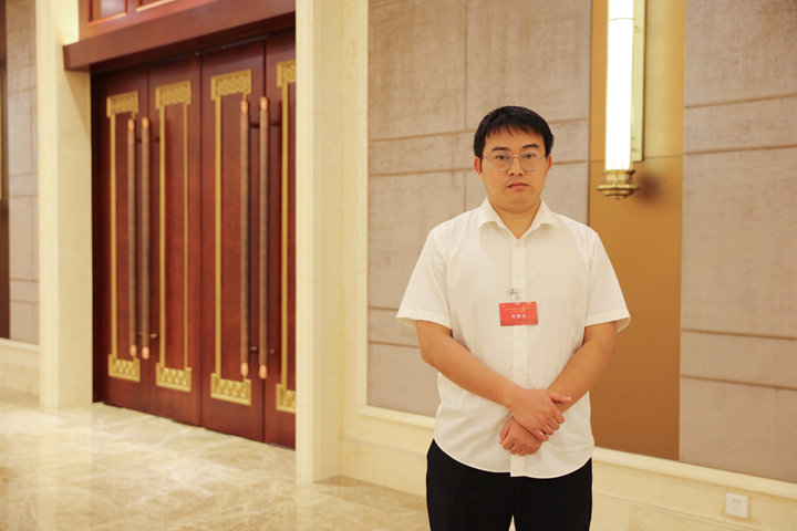 1719539254676973.jpg 张泽民.jpg